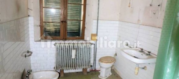 Дом с 6 спальнями в Луго, Италия № 220985 10