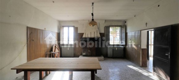 Дом с 6 спальнями в Луго, Италия № 220985 4