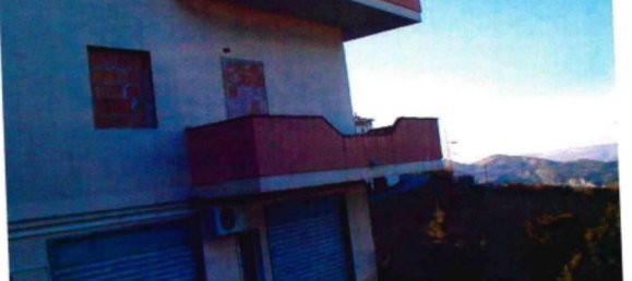 Квартира с 2 спальнями в Феррандина, Италия № 370051 10