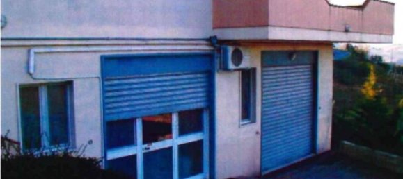 Квартира с 2 спальнями в Феррандина, Италия № 370051 6