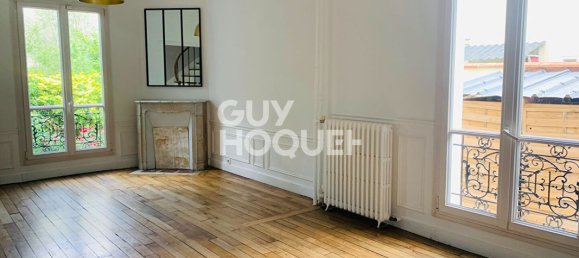 Casa de 4 dormitorios en Bois-Colombes, France No. 299614 2