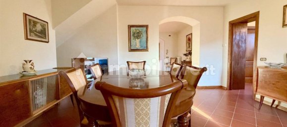 3 Schlafzimmer Villa in Barga, Italy, Nr. 164641 12