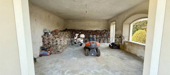 3 Schlafzimmer Villa in Barga, Italy, Nr. 164641 22