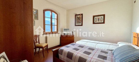 3 Schlafzimmer Villa in Barga, Italy, Nr. 164641 19