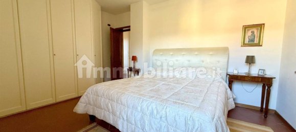3 Schlafzimmer Villa in Barga, Italy, Nr. 164641 15