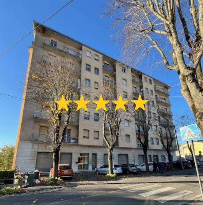 2 bedrooms Apartment in Sannazzaro de' Burgondi, Italy No. 192371