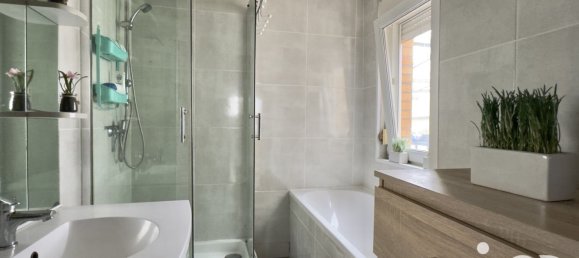 Casa de 4 divisões em Roubaix, France N.º 250048 6