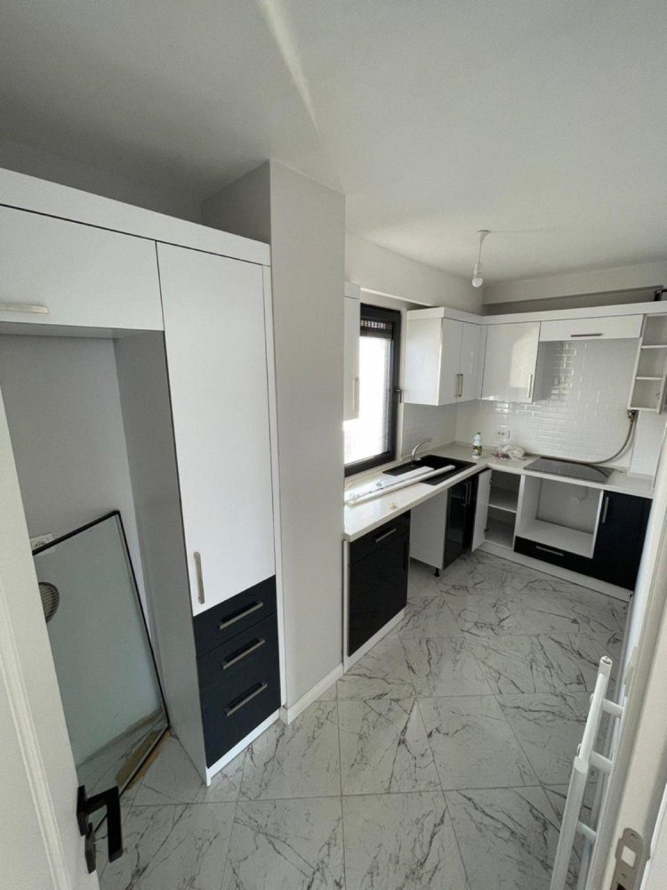 Apartment 3+1 in Istanbul, Turkey No. 23717