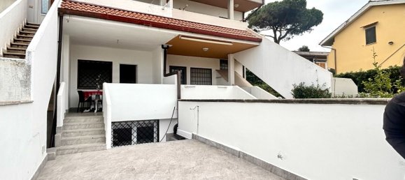 3-salle Villa à Ardea, Italy No. 16218 4