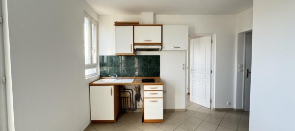 1 bedroom Apartment in Fontenay-sous-Bois, France No. 183497 2