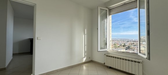 1 bedroom Apartment in Fontenay-sous-Bois, France No. 183497 7