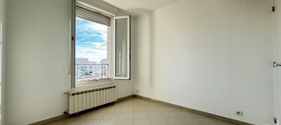 1 bedroom Apartment in Fontenay-sous-Bois, France No. 183497 6