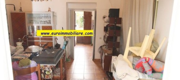2 rooms Apartment in Pineto, Italy No. 277814 5