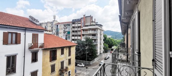 5 bedrooms Duplex in Turin, Italy No. 359104 2