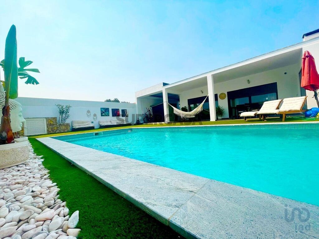 4 chambres Maison à Seixal, Portugal No. 244528