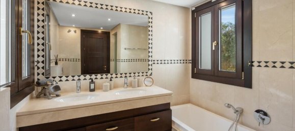 7 Schlafzimmer Villa in La Quinta, Spain, Nr. 40542 13