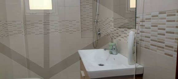 2 rooms Apartment in Bari, Italy No. 22937 5