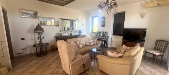 Villa de 5 habitaciónes en Foggia, Italy No. 92455 12