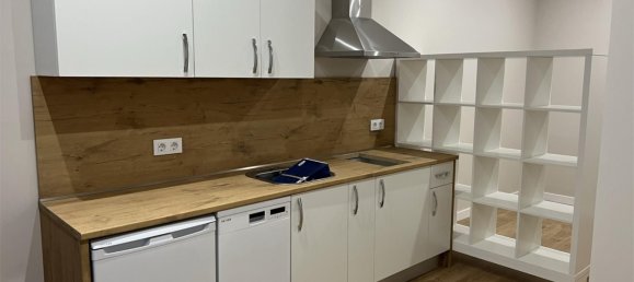 1 bedroom Apartment in Salamanca, Spain No. 165984 8