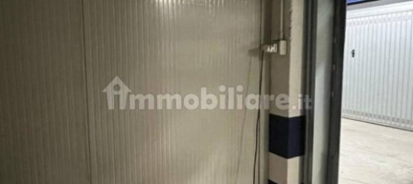  مرآب في Brescia, Italy 14متر مربع رقم 97596 12