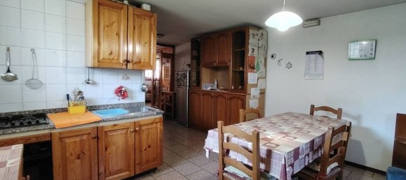 Villa de 3 dormitorios en Caerano di San Marco, Italy No. 328437 10