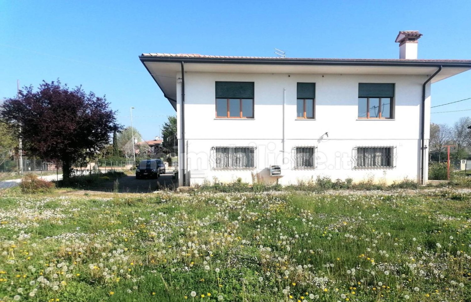 Villa de 3 dormitorios en Caerano di San Marco, Italy No. 328437