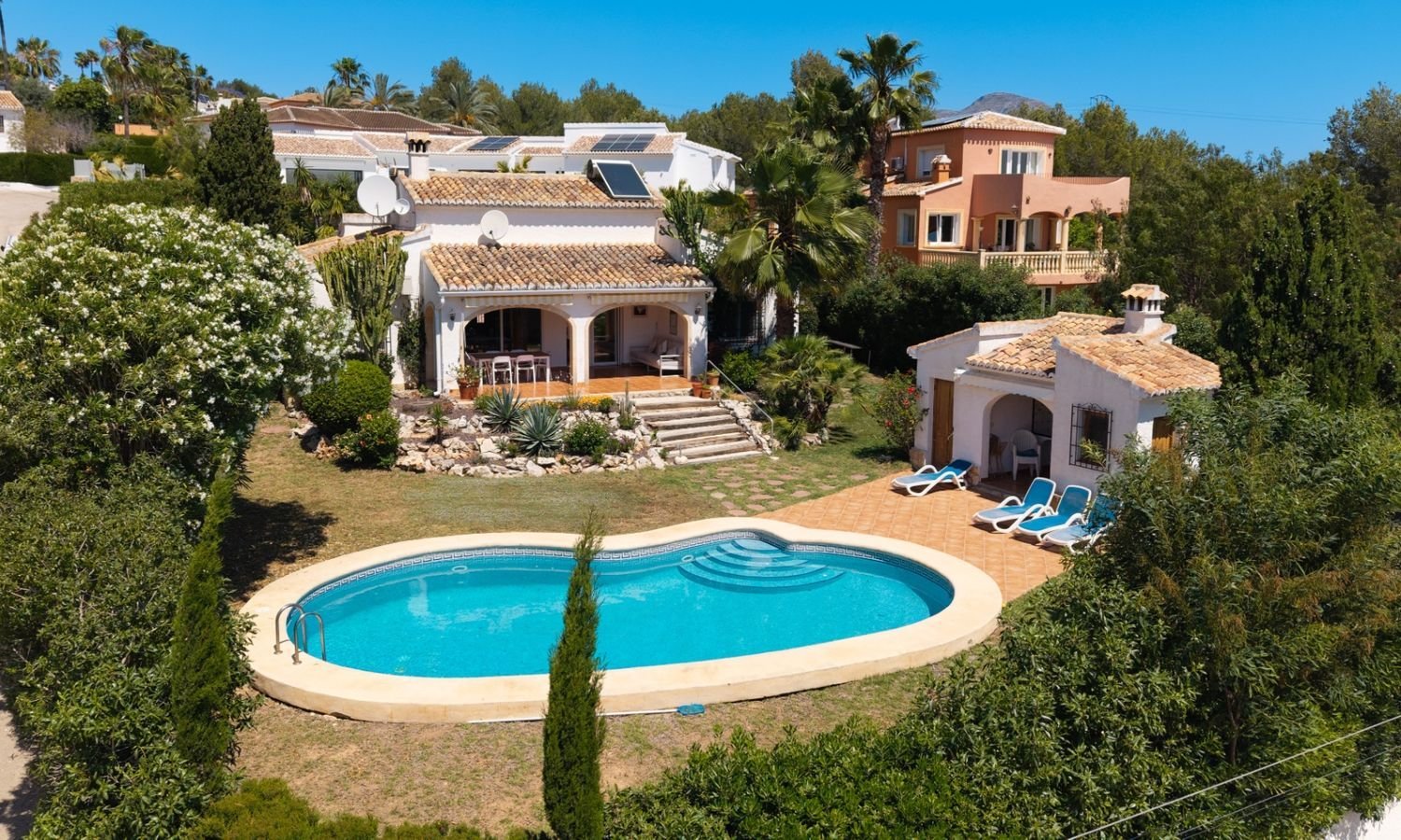 Villa de 3 dormitorios en Alicante, Spain No. 216234