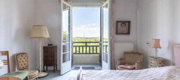 5 bedrooms Villa in Saint-Cloud, France No. 346379 28