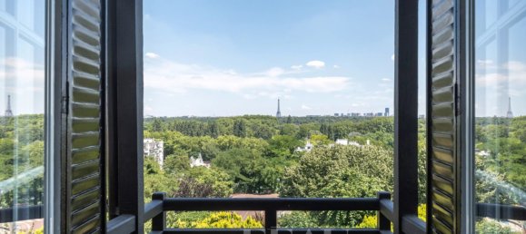 5 bedrooms Villa in Saint-Cloud, France No. 346379 14