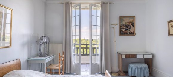 5 bedrooms Villa in Saint-Cloud, France No. 346379 25