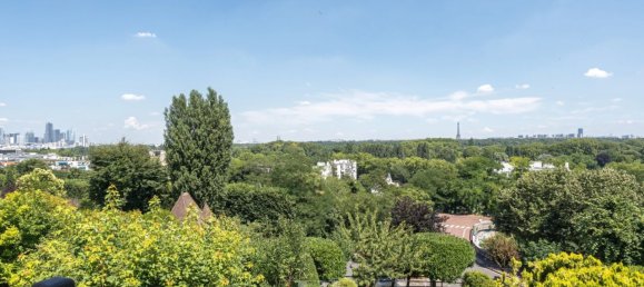 5 bedrooms Villa in Saint-Cloud, France No. 346379 27