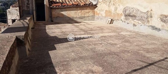 5 rooms House in Modica, Italy No. 89156 6