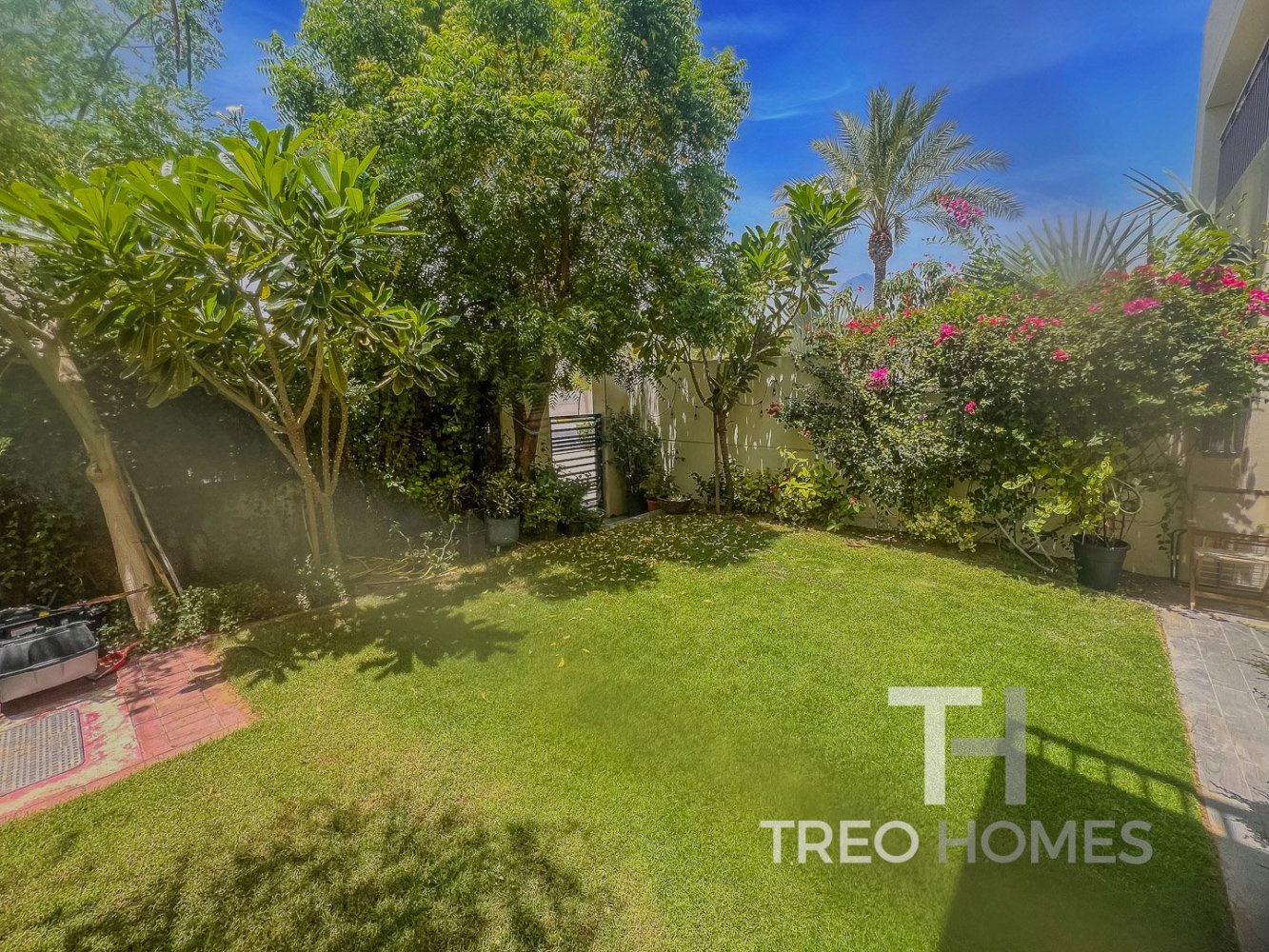 3 bedrooms Townhouse in Town Square, UAE No. 28974