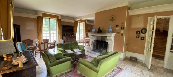 Casa de 4 dormitorios en Cuts, France No. 222215 2