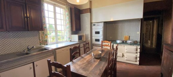 Casa de 4 dormitorios en Cuts, France No. 222215 4