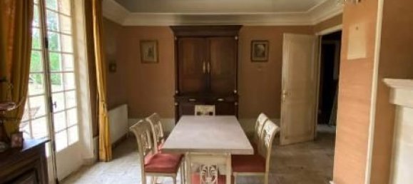 Casa de 4 dormitorios en Cuts, France No. 222215 3