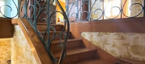 Casa de 4 dormitorios en Cuts, France No. 222215 7