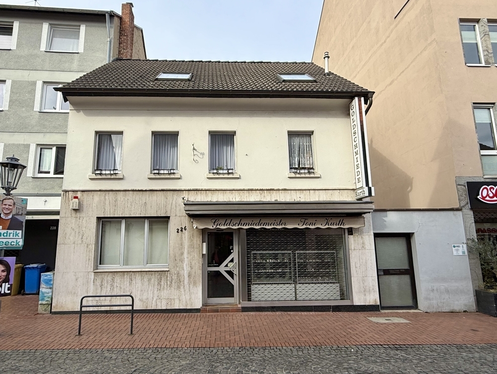 Edificio de 3 dormitorios en Bonn, Germany No. 87177