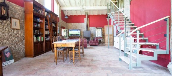 2 bedrooms House in Albinea, Italy No. 266783 5