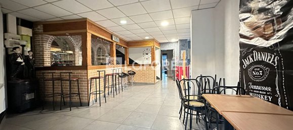 3 bedrooms House in Douai, France No. 83597 2