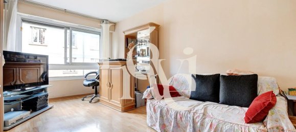 Apartamento de 1 dormitorio en Paris, France No. 298139 2