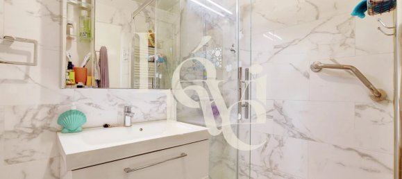 Apartamento de 1 dormitorio en Paris, France No. 298139 5