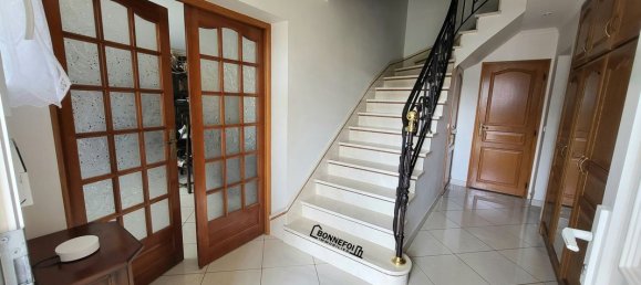 4 bedrooms House in Champigny-sur-Marne, France No. 186894 4