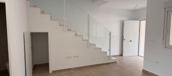 3 bedrooms Duplex in Alicante, Spain No. 177348 16