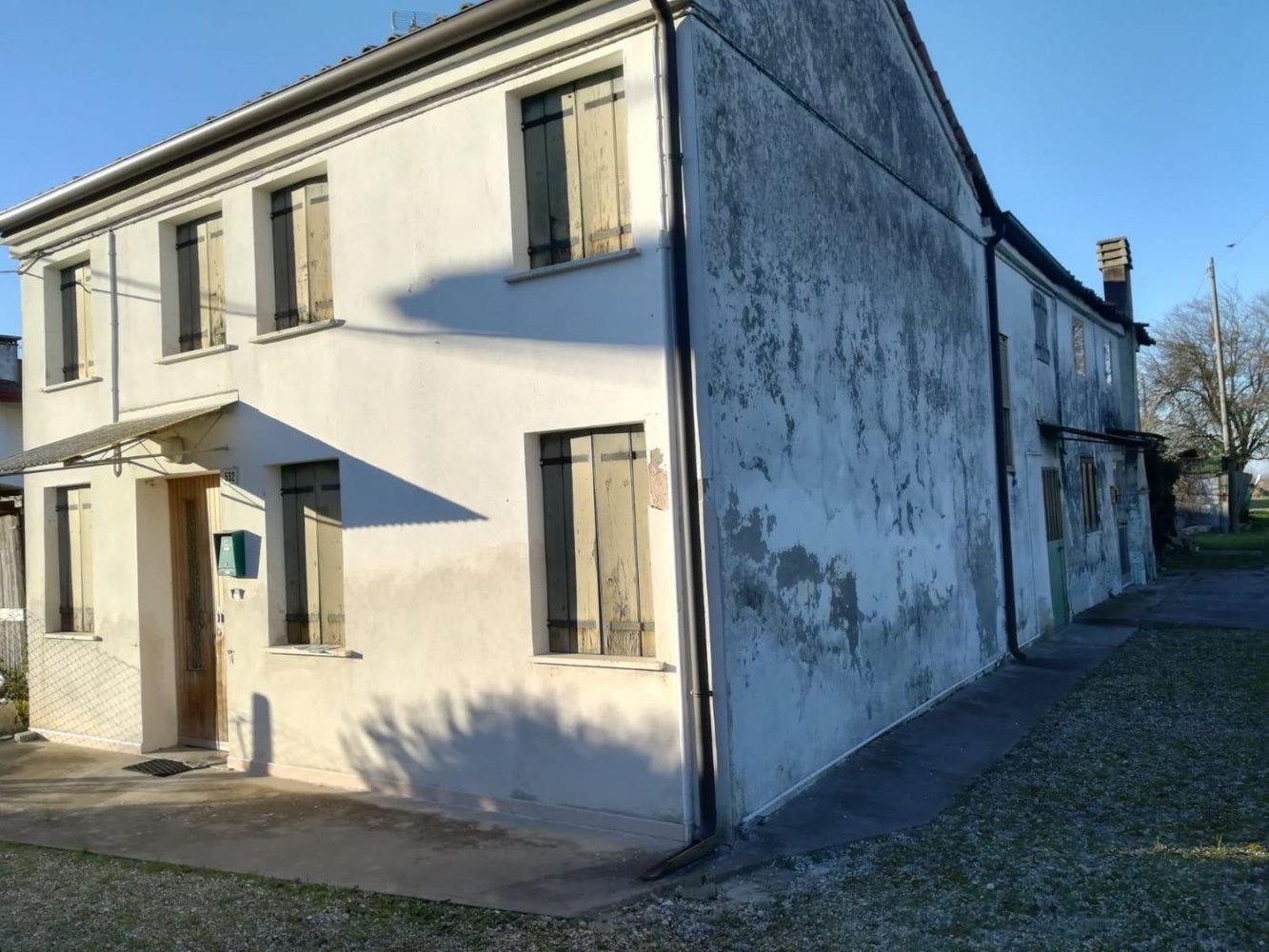 3 rooms House in Piacenza d'Adige, Italy No. 196066