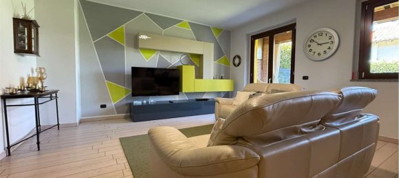 5-Zimmer Villa in Invorio, Italy, Nr. 276046 2