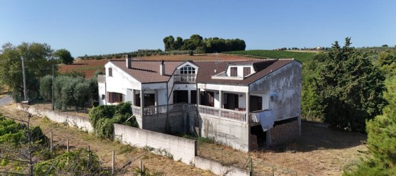 6 bedrooms Villa in Cupra Marittima, Italy No. 314126 2