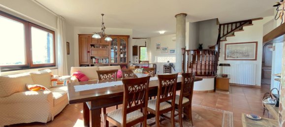 6 bedrooms Villa in Cupra Marittima, Italy No. 314126 4