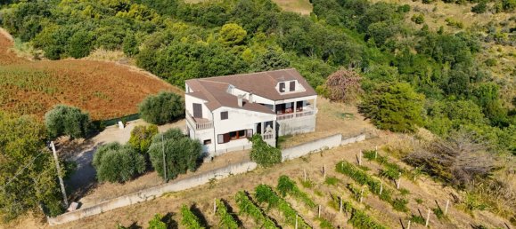 6 bedrooms Villa in Cupra Marittima, Italy No. 314126 34