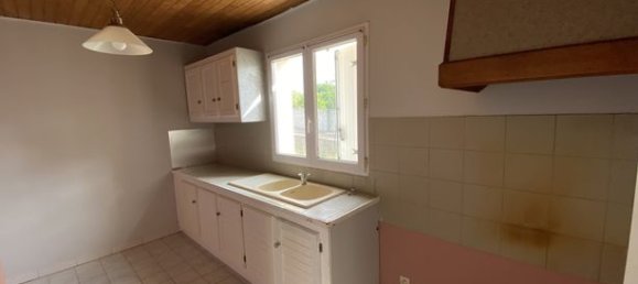 2 Schlafzimmer Haus in Saint-Cyr, France, Nr. 307803 7